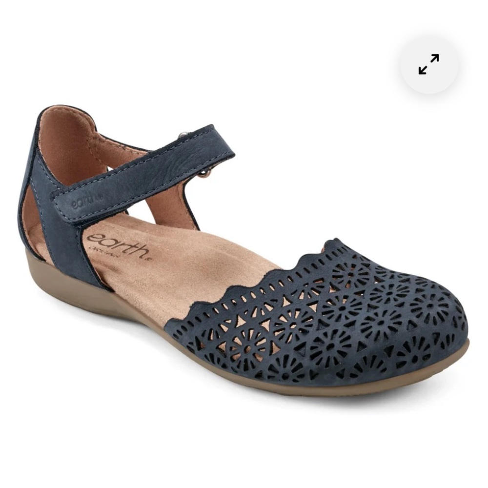 Earth Blue Loafers with Woven Pattern and Cushioned Comfort